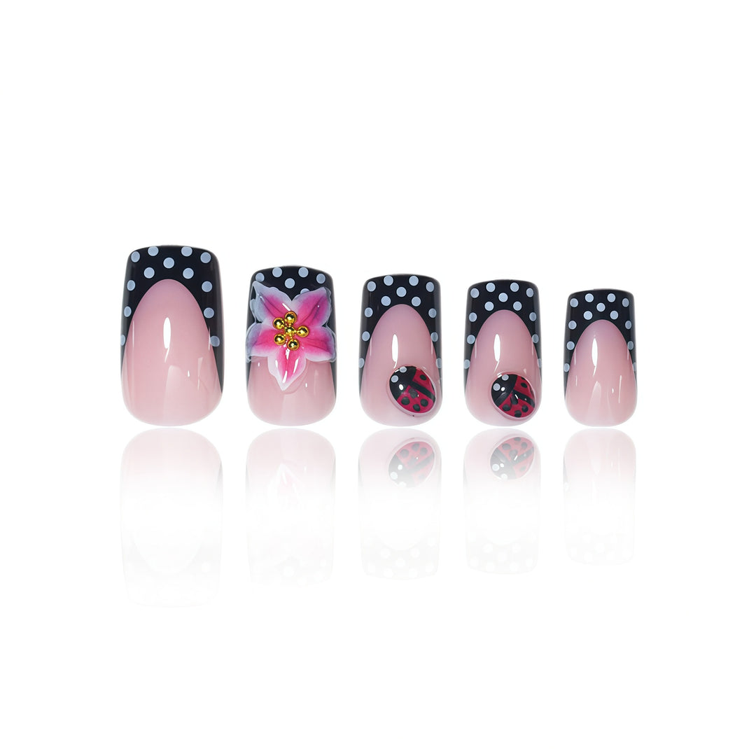 Floral-Patterned Nail Art Extensions Stornfield