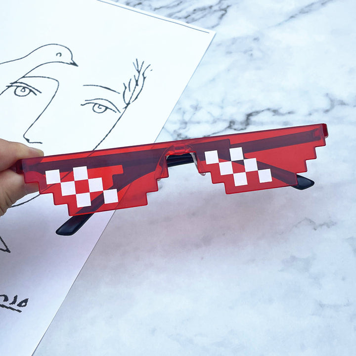 Geometric Pixelated Frame Sunglasses Stornfield