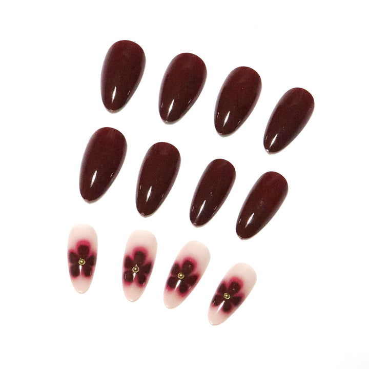 Elegant Floral Design Press-On Nail Art Stornfield