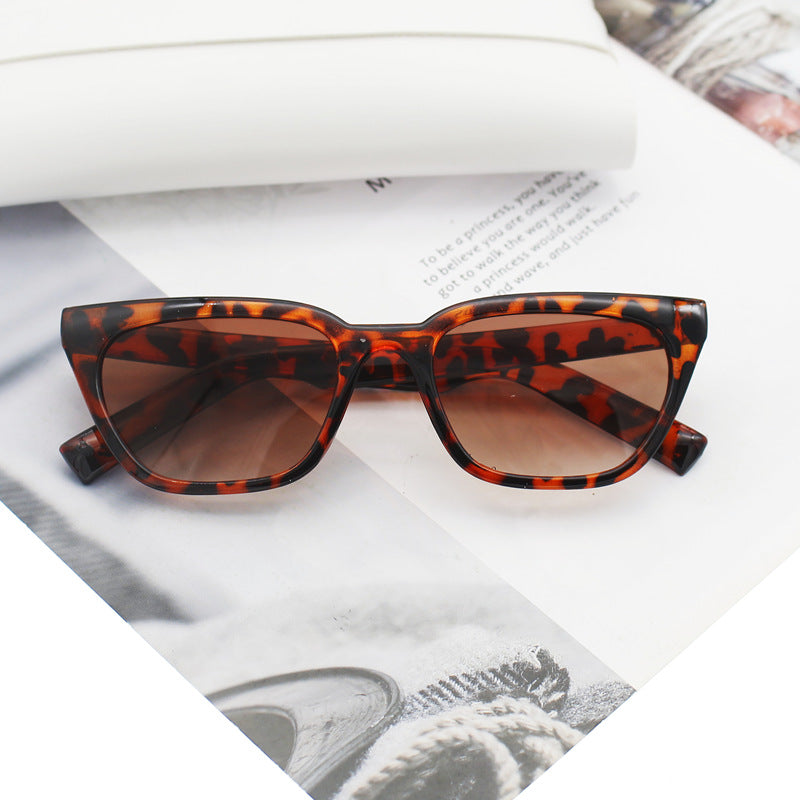Women's geometric designer sunglasses in modern look Stornfield