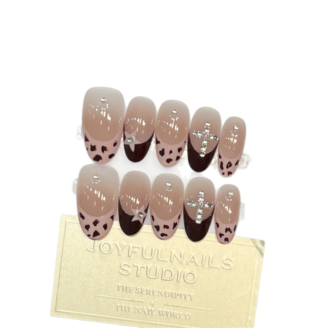 Stylish Press-On Nail Art Set