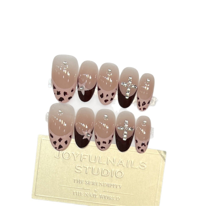 Stylish Press-On Nail Art Set