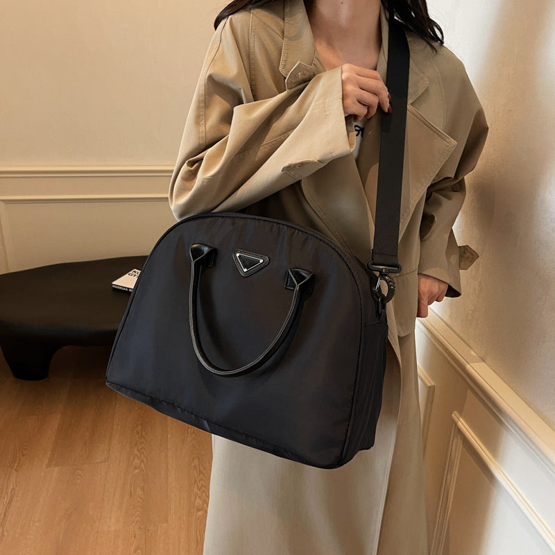 Elegant Structured Handbag Stornfield