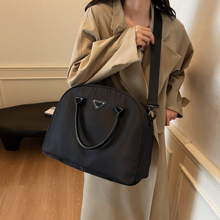 Elegant Structured Handbag Stornfield