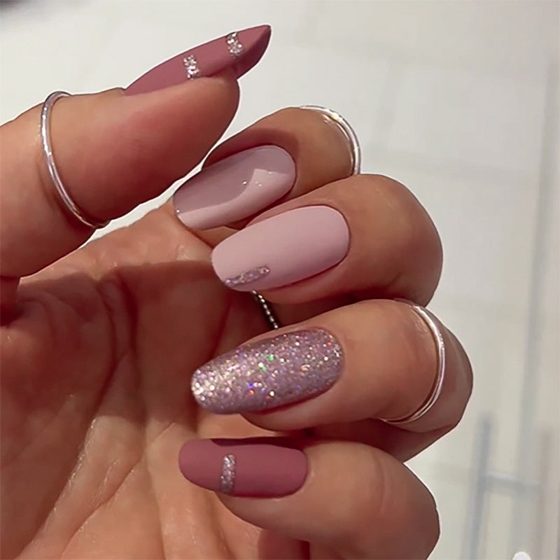 Elegant Nail Art with Glitter and Matte Effects Stornfield
