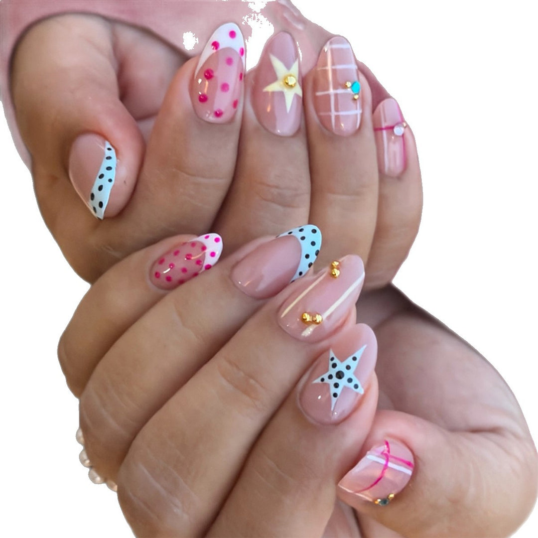 Artificial fingernails with creative geometric accents Stornfield