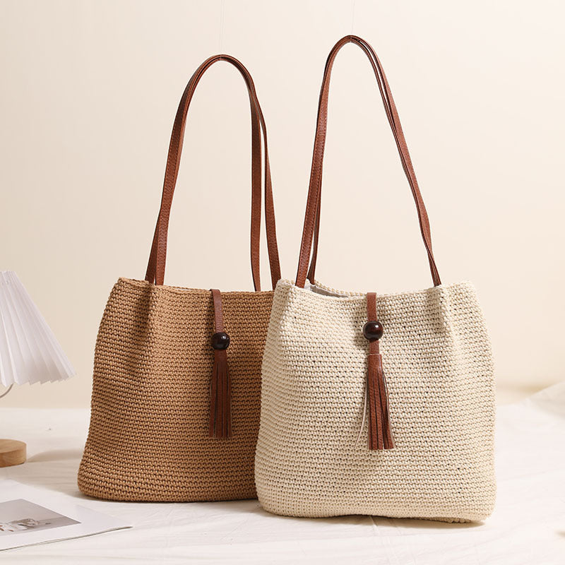 Hand-crocheted shoulder bag with leather details Stornfield