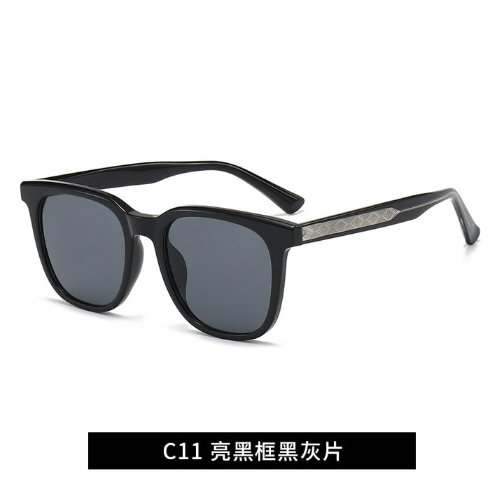 Ladies fashionable sunglasses in modern rectangular style Stornfield