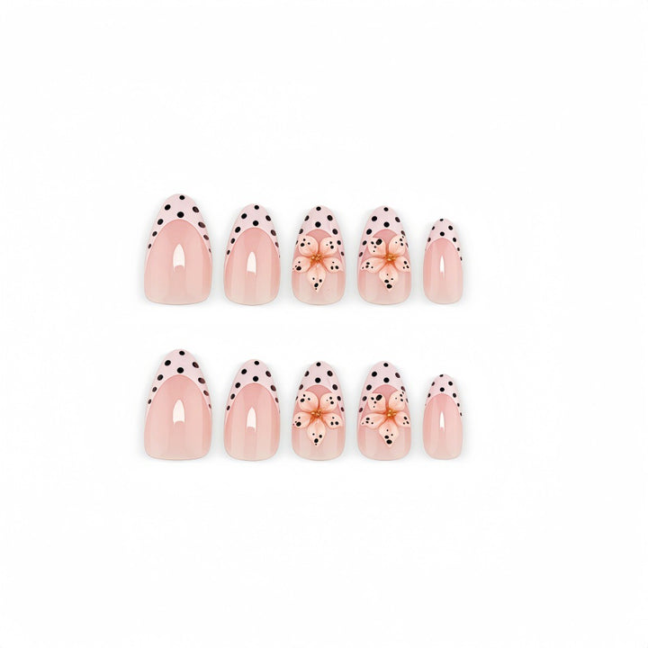 Art Nails in Elegant Flower and Dot Design Stornfield