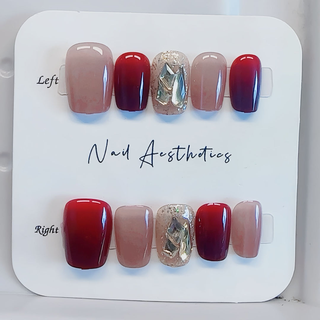 Elegant Press-On Nail Design Stornfield