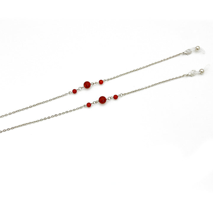 Elegant jewelry holder chain with red accents Stornfield