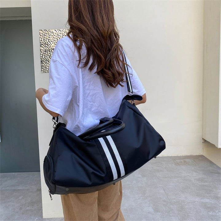 Sporty travel bag with generous storage space Stornfield