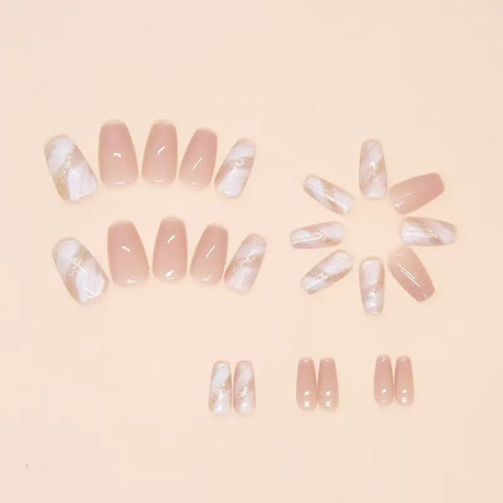 Elegant Artificial Nail Tips with Shiny Gold Accents Stornfield