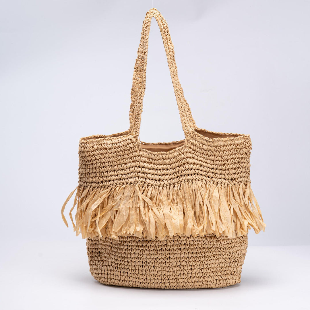 Straw bag with fringes and modern details Stornfield