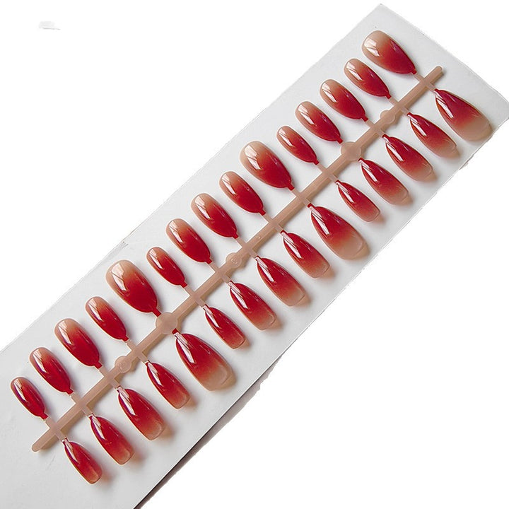 Artificial Nails in Elegant Ombre Look Stornfield