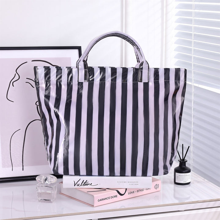spacious Stripe Beach Bag Stornfield