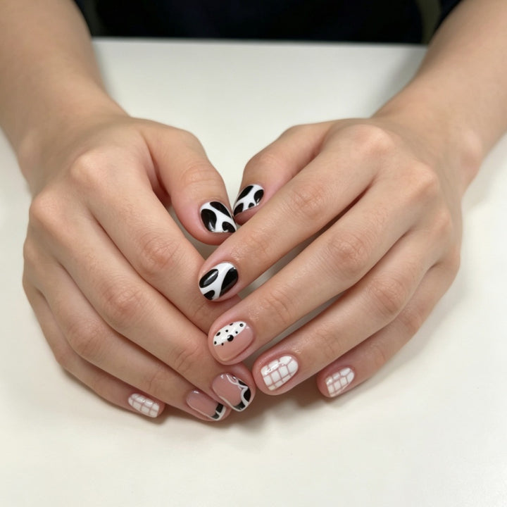 Artistic Abstract Press-On Nail Set Stornfield