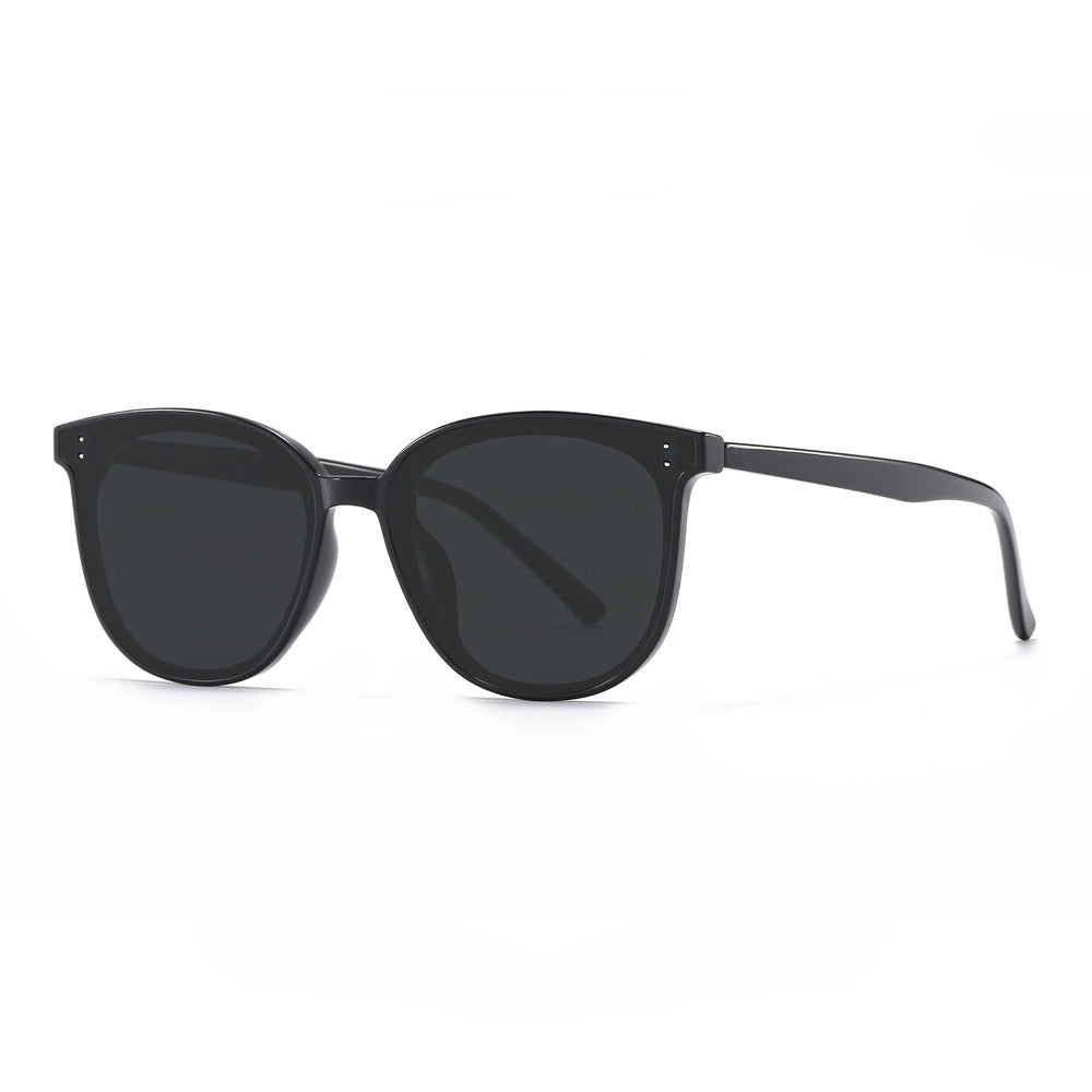 Women's stylish square sunglasses with sturdy frame and UV protection Stornfield