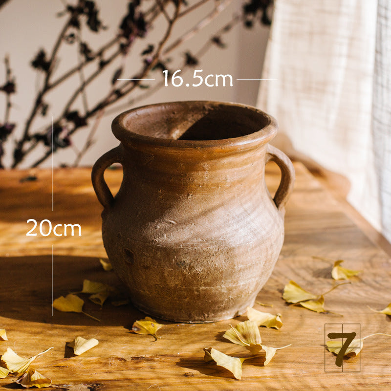 Rustic ceramic pot with handmade design Stornfield