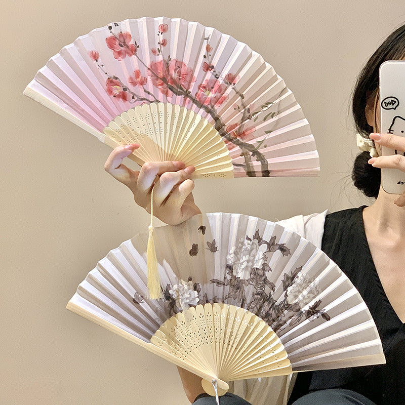 Hand fan with floral design Stornfield