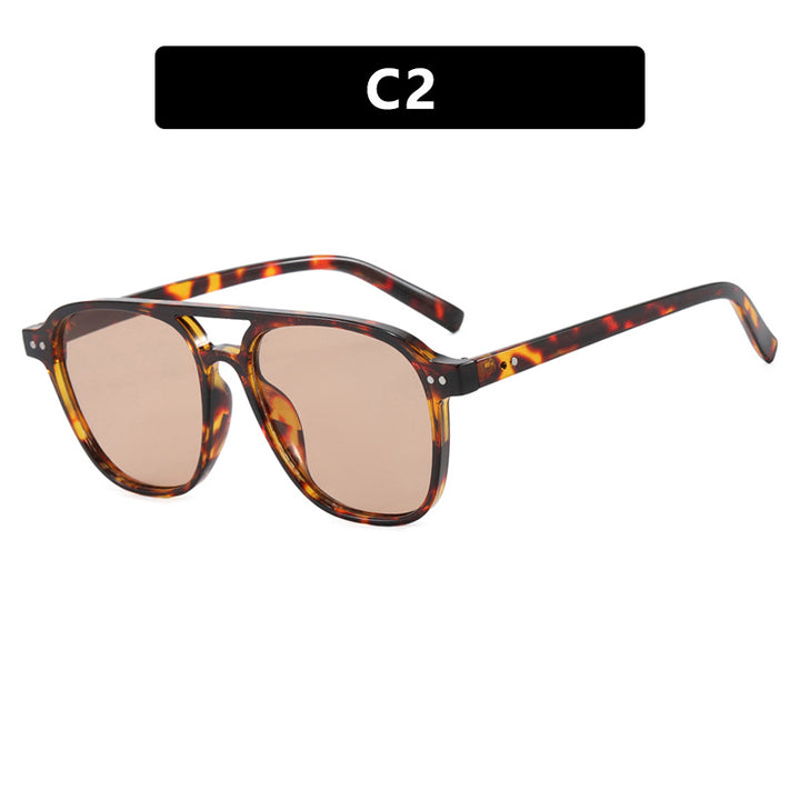 Women’s modern square sunglasses with robust design and UV protection Stornfield