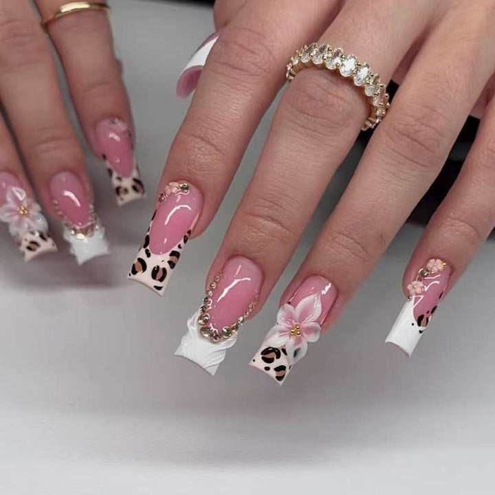 Artisan Decorative Nail Tips Stornfield