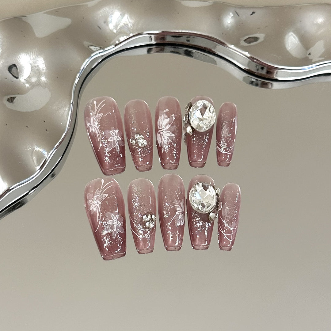 Sparkling Floral Pattern Press-On Nail Set