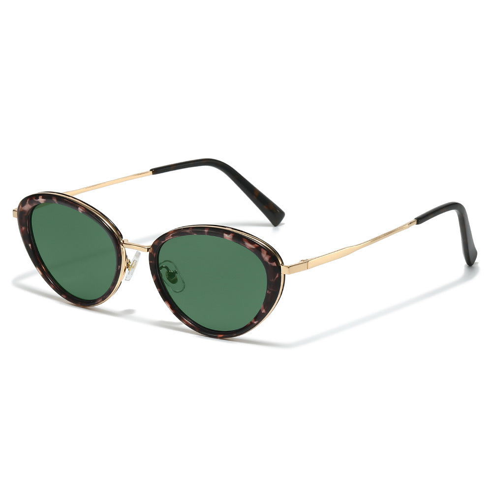 Retro-Inspired Cat-Eye Sunglasses with Tortoise Shell Accents Stornfield