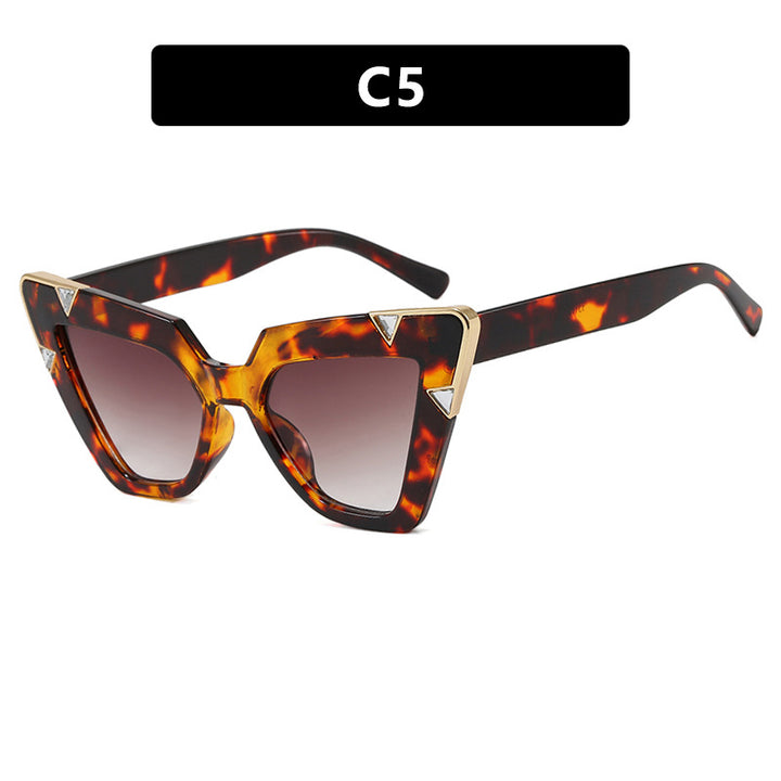 Women's Cat-Eye Sunglasses with Luxurious Design and Protective UV Filter Stornfield