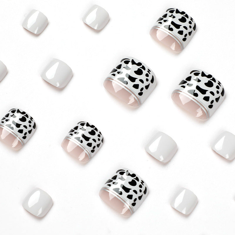 Luxury Toenail Art with Trendy Leopard Pattern Stornfield