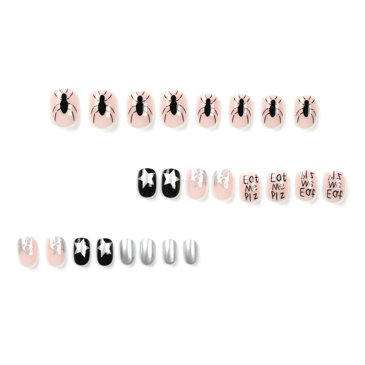 Creative nail art with Halloween motifs Stornfield