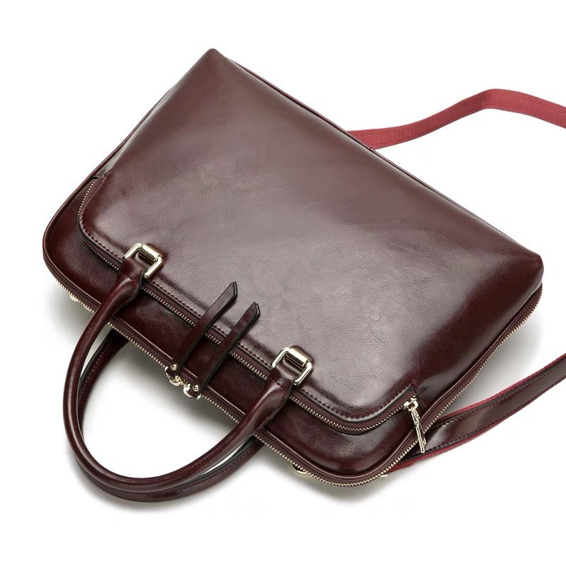Elegant Business Bag with Structured Design Stornfield