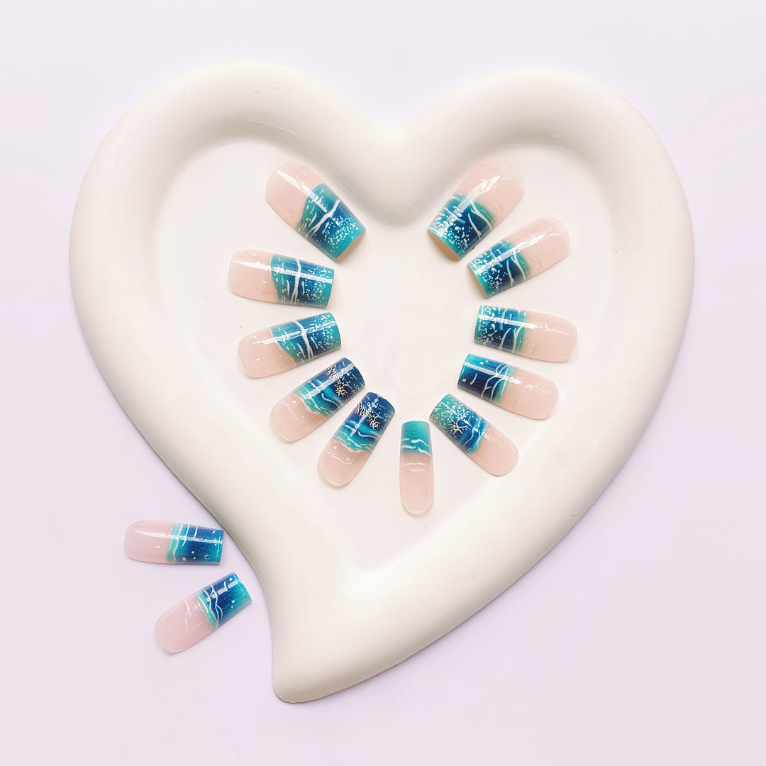 Nail art with creative ocean waves design Stornfield