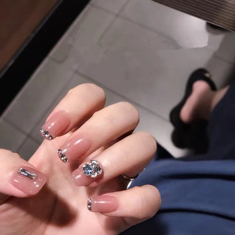 Glamorous artificial nail designs Stornfield