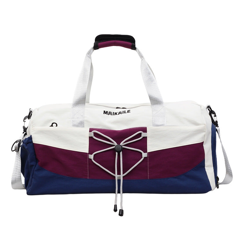 Versatile Multi-Pocket Weekender Duffel