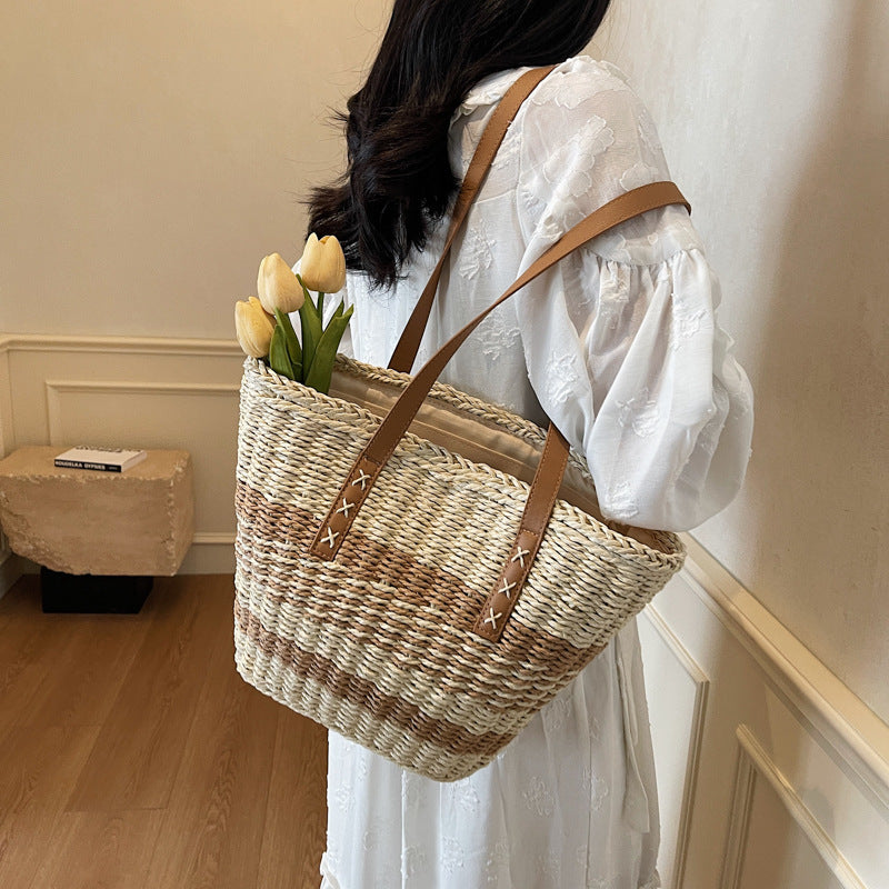 Comfortable beach bag with leather handles Stornfield