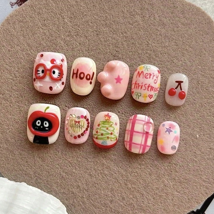 Festive Holiday-Themed Press-On Nail Set 1790745838