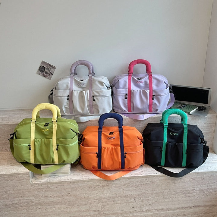 Sports bag with versatile compartment arrangement Stornfield