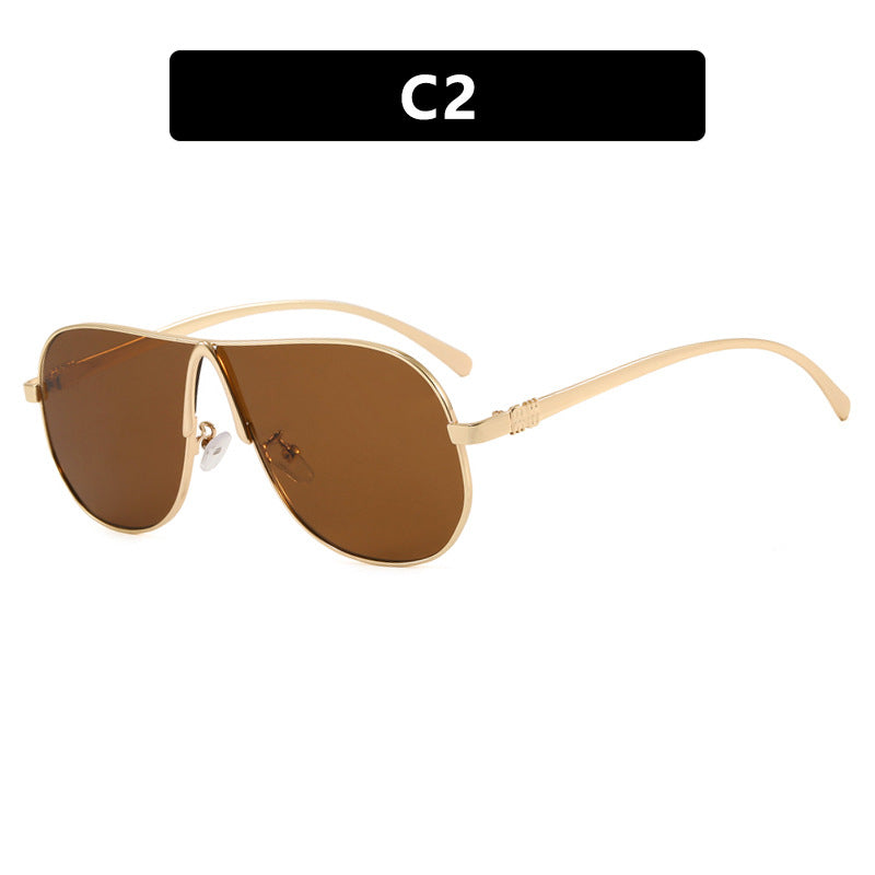 Women oversized sunglasses with modern design Stornfield
