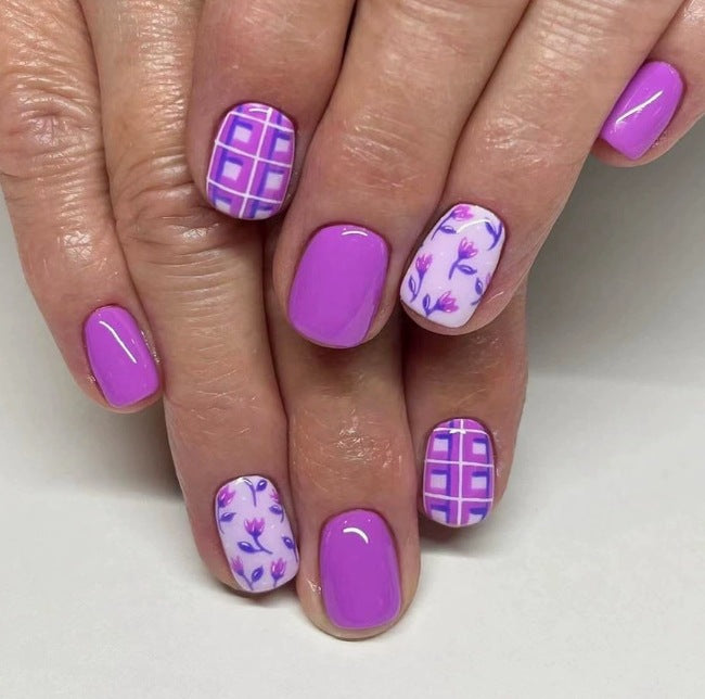 Decorative Floral Nail Art Set Stornfield