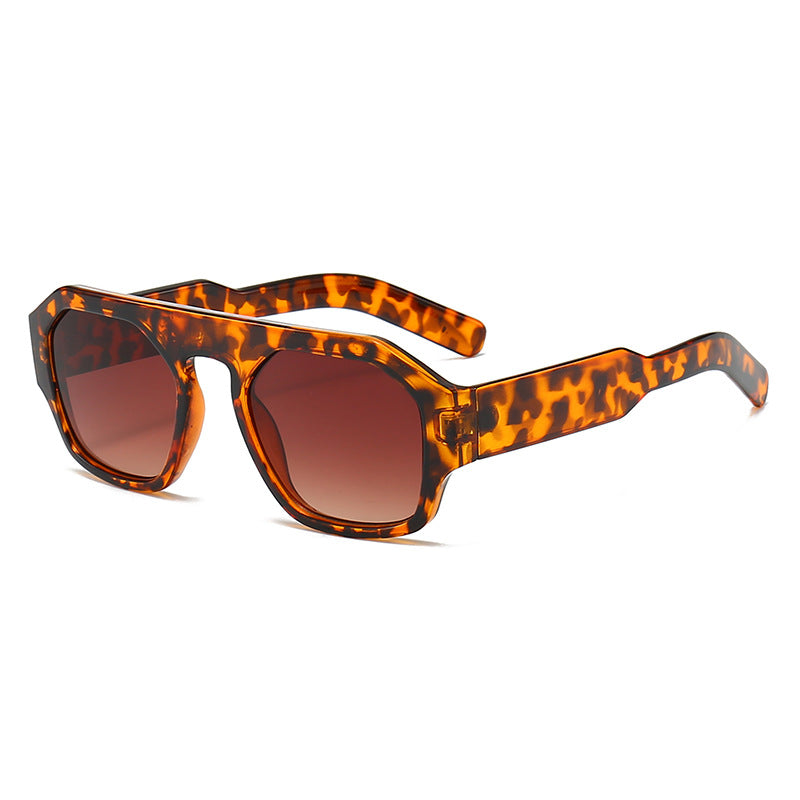 Women's fashionable sunglasses in innovative geometric design Stornfield