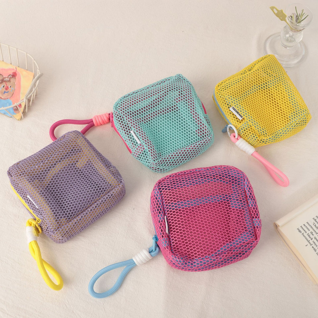 Practical and Breathable Organizer Bag Stornfield