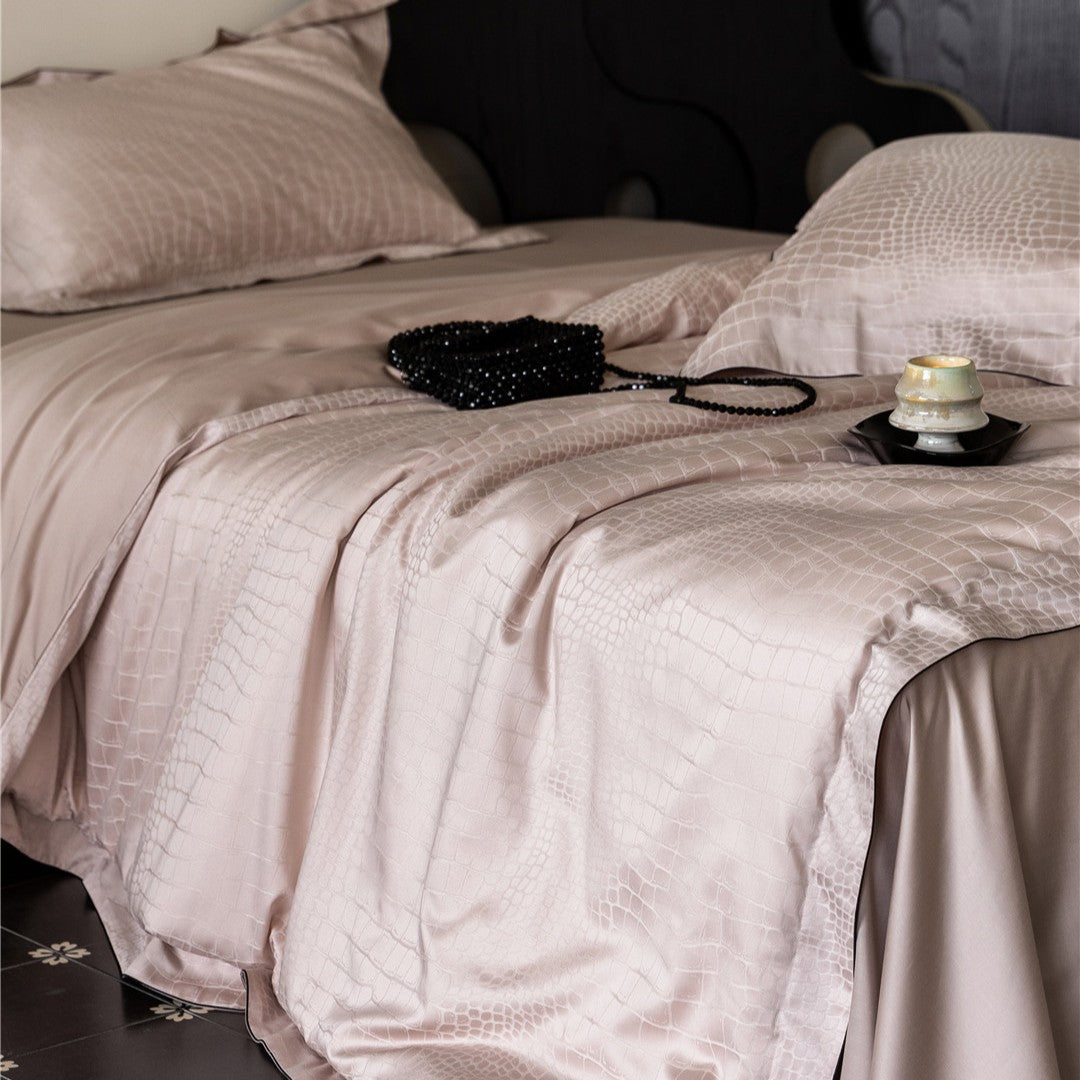 Silky Jacquard Crocodile-Embossed Duvet Cover and Pillowcase Set