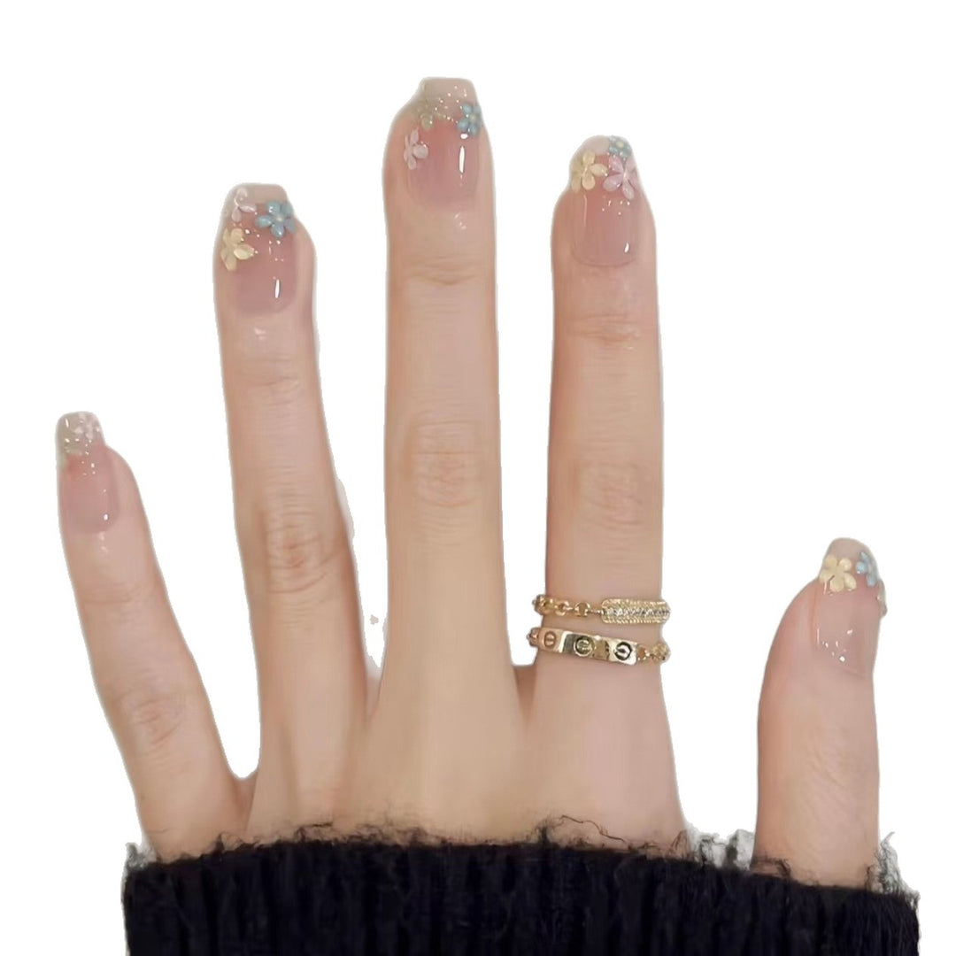 Floral Nail Art Extensions