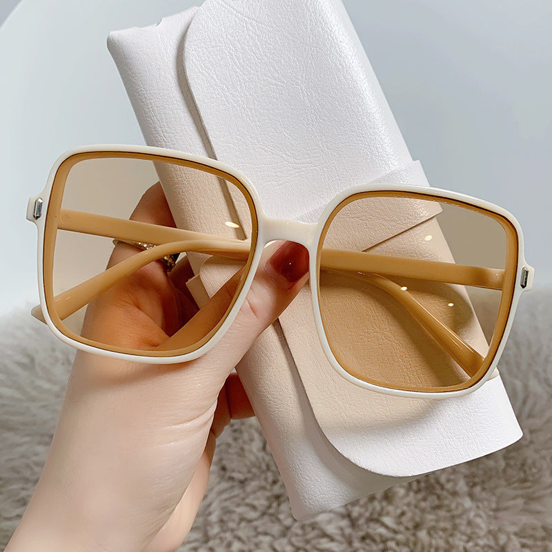 Women's Oversized Sunglasses with UV Protection and Elegant Design Stornfield