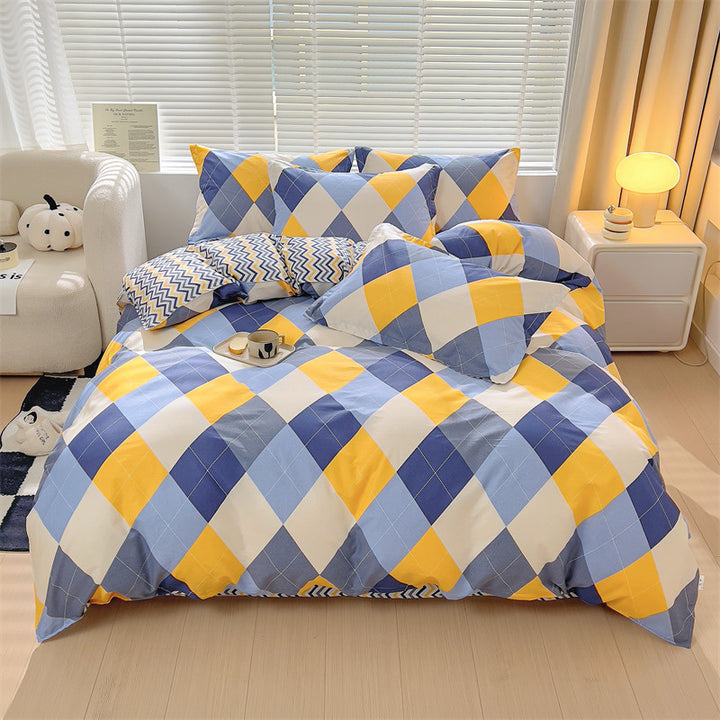 Playful Bear Checkered Comforter Set
