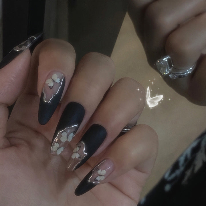 Exclusive artificial nails with floral designs Stornfield