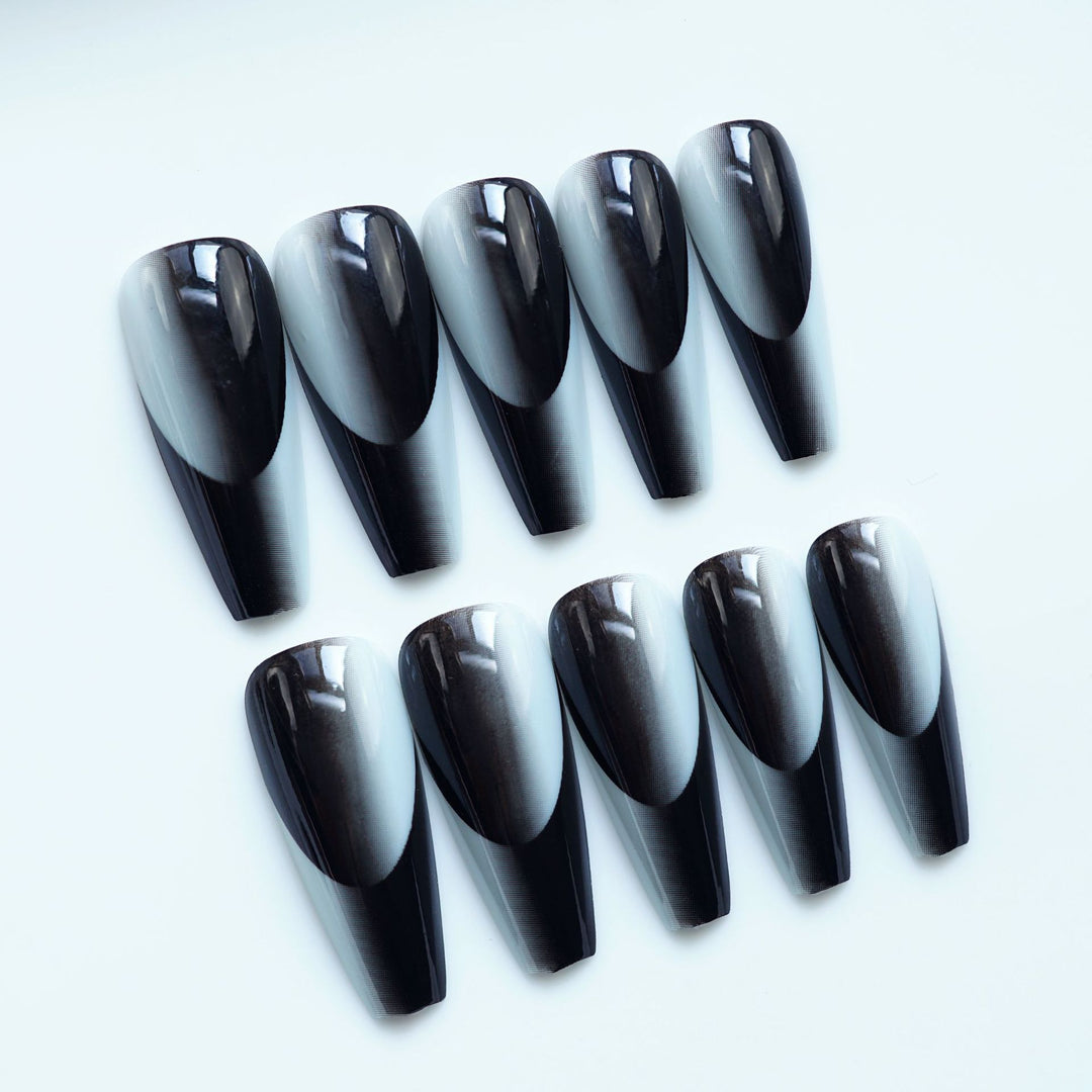 Stylish and creative artificial nails Stornfield