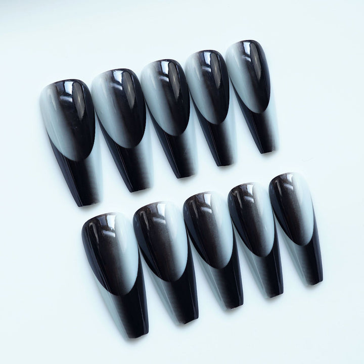 Stylish and creative artificial nails Stornfield