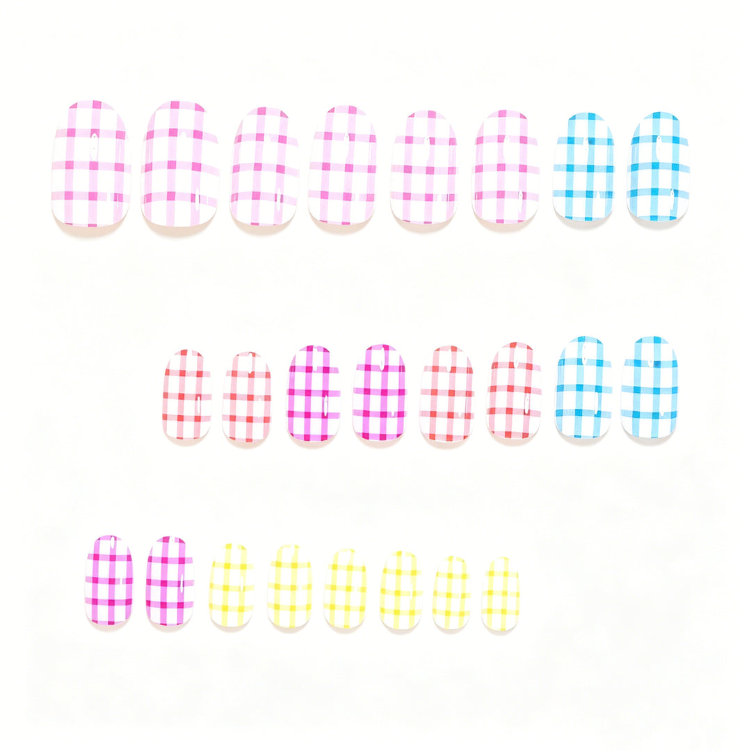 Artistic Press-On Nail Tips with Checkered Design Stornfield
